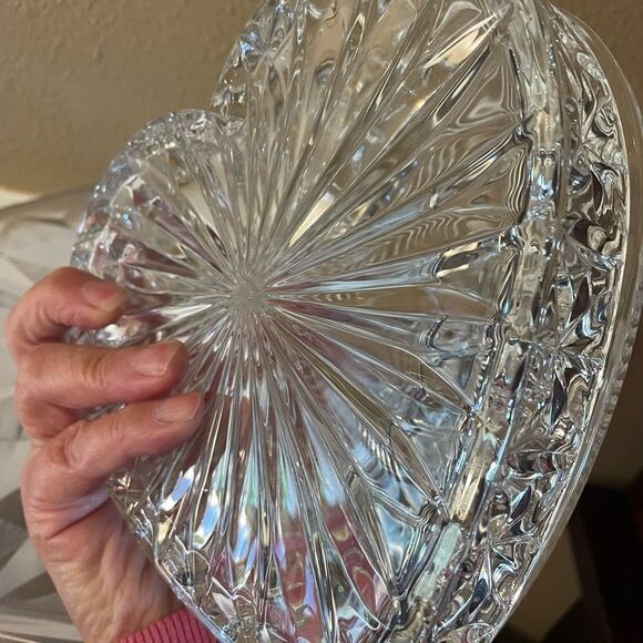 Glass Crystal Large Heart Trinket Box with Lid 7x7 Gorgeous!! - Picture 7 of 14